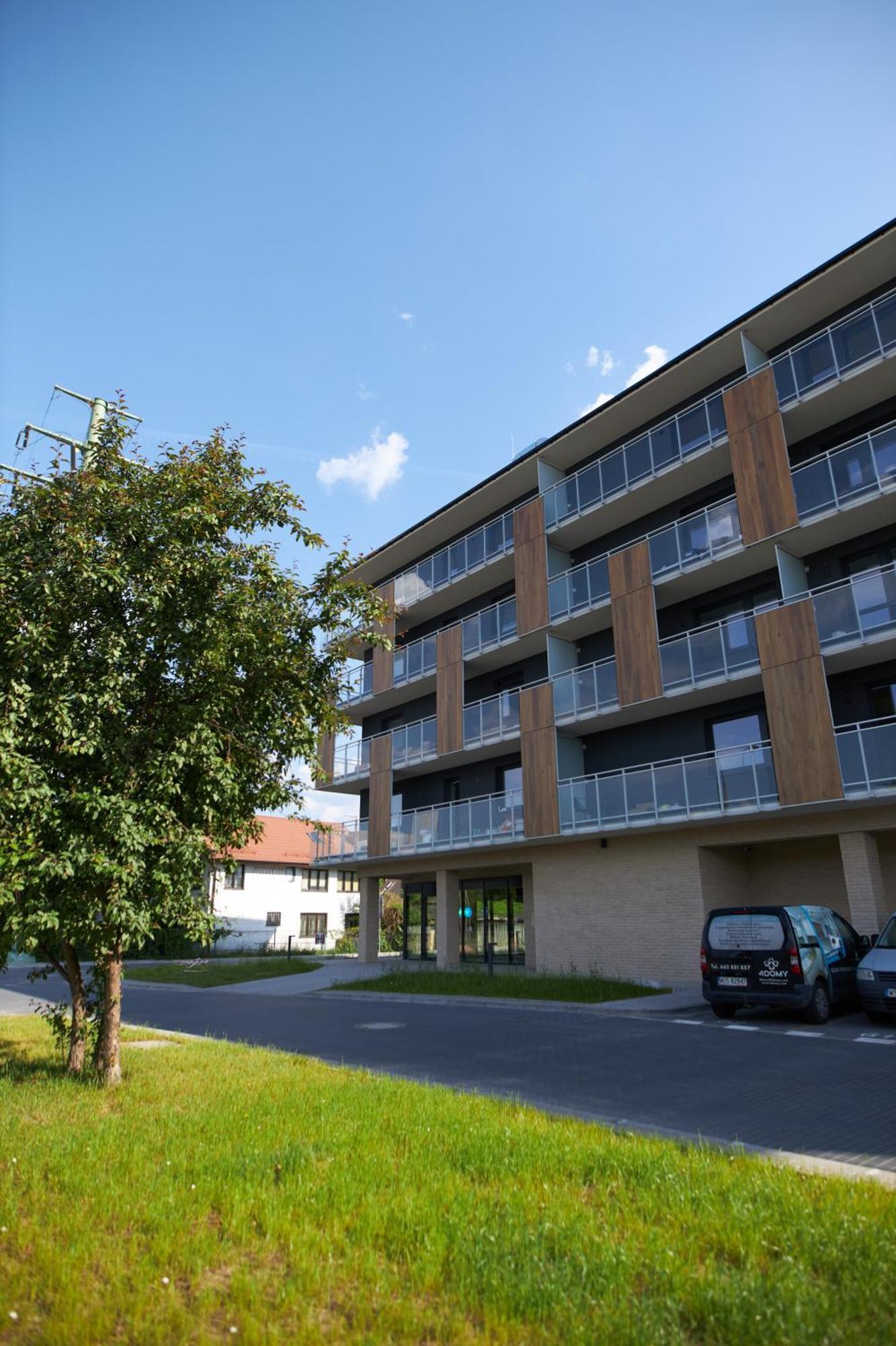 Apartamenty 24H Pileckiego Warsaw Exterior photo